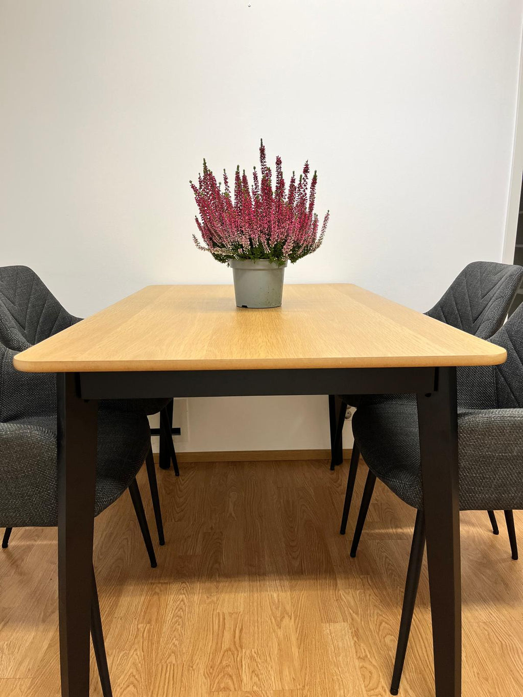 JYSK JEGIND Ruokapöytä