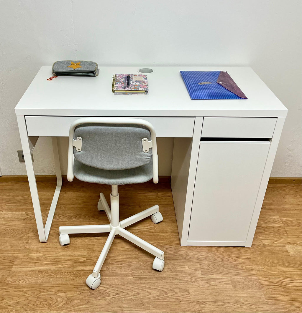 IKEA MICKE Työpöytä