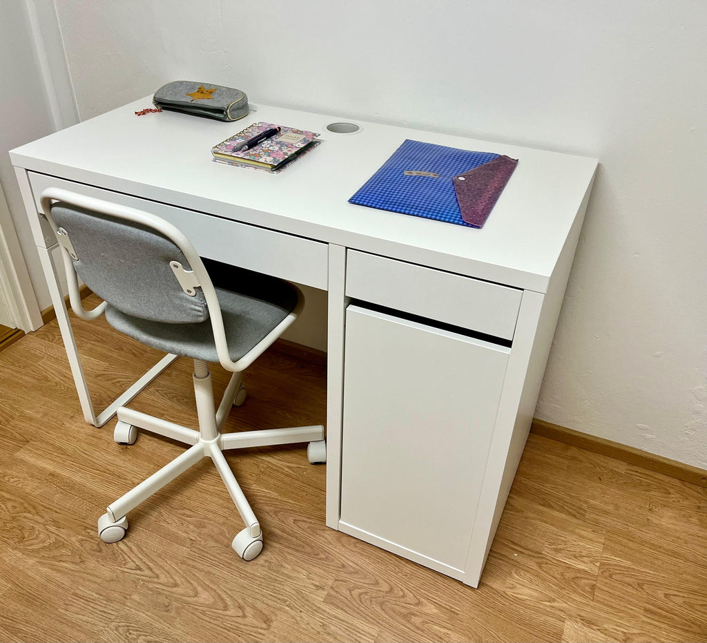 IKEA MICKE Työpöytä