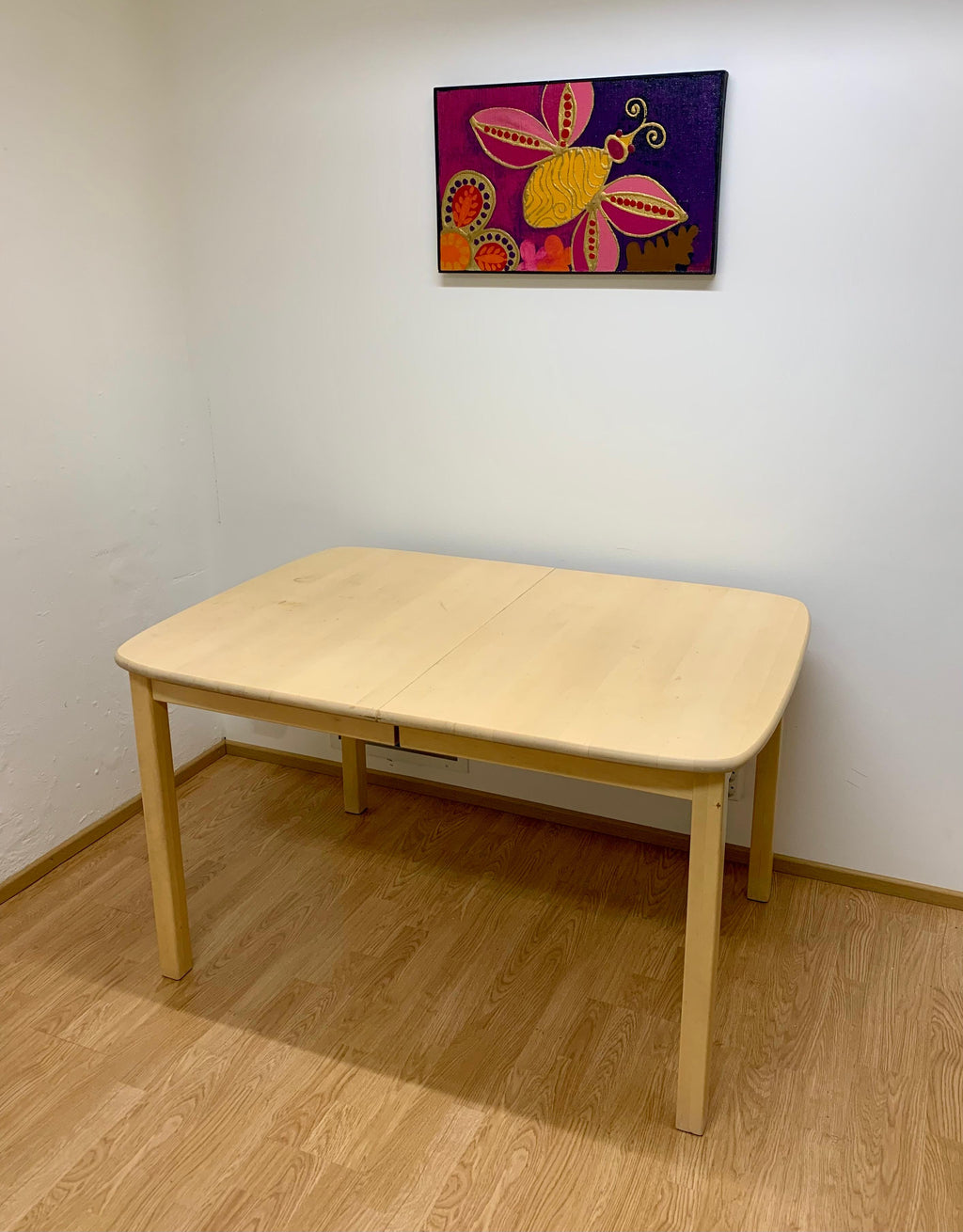 ESSE Jatkettava Ruokapöytä