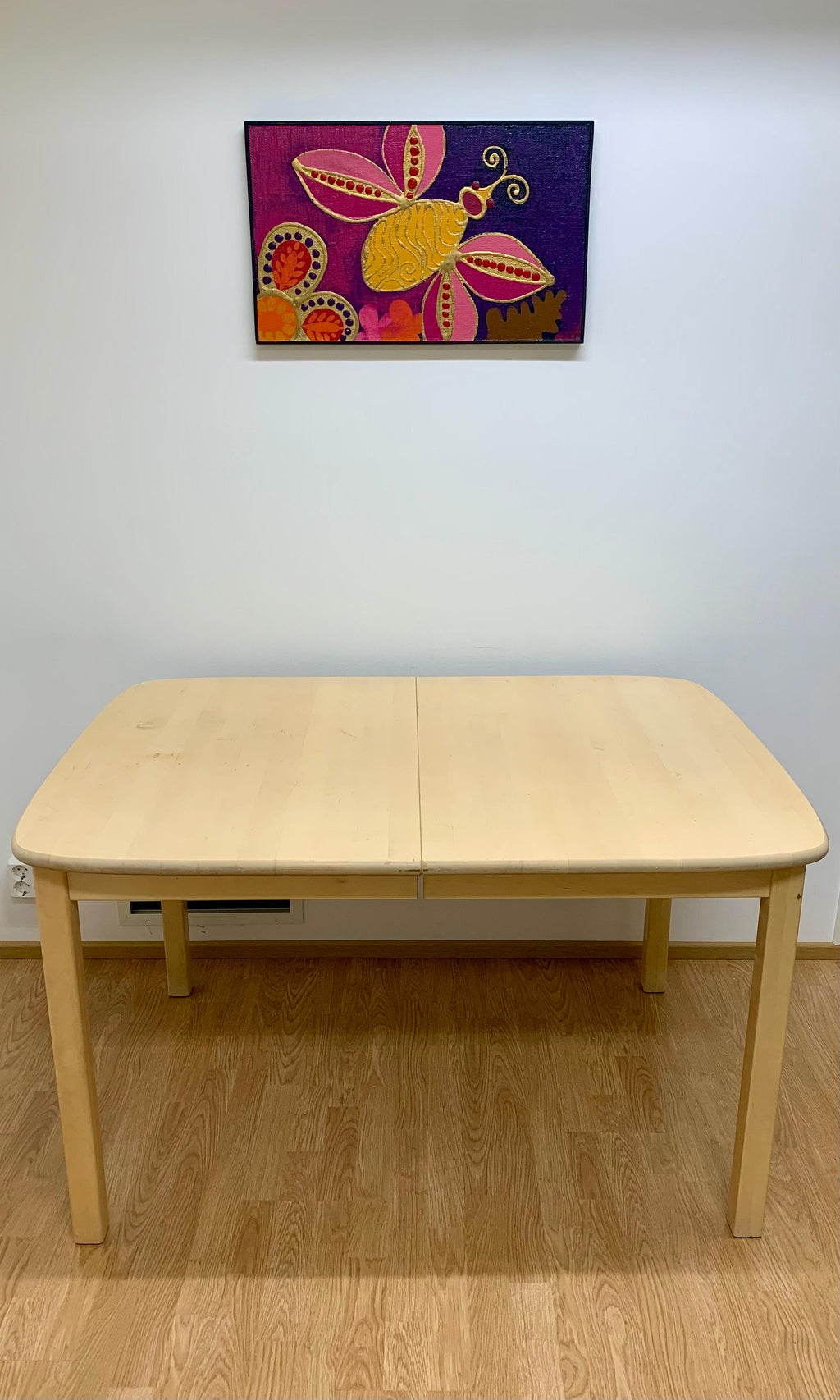 ESSE Jatkettava Ruokapöytä