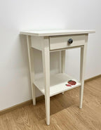 IKEA HEMNES Sivupöytä