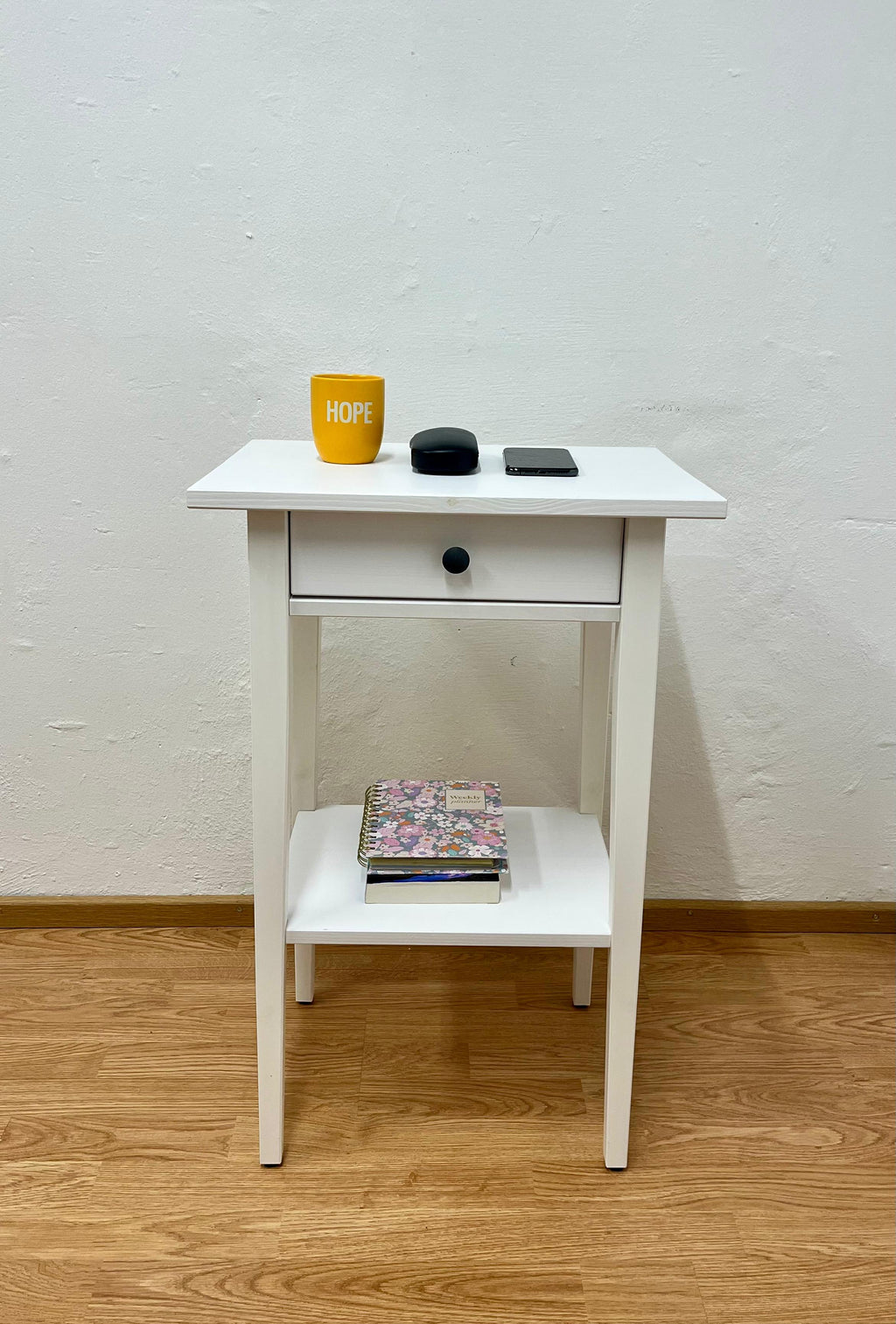 IKEA HEMNES Sivupöytä 2 kpl