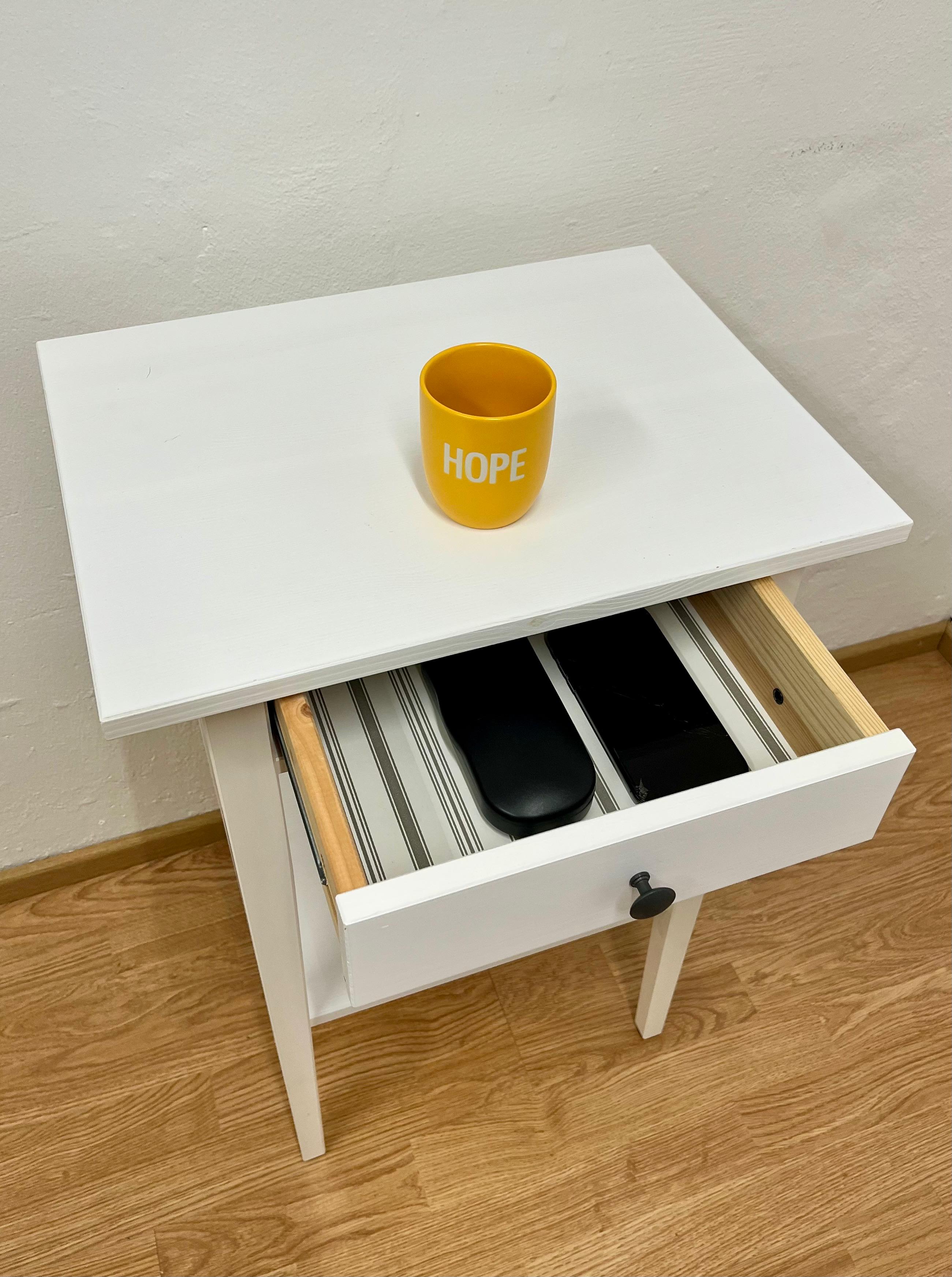 IKEA HEMNES Sivupöytä 2 kpl