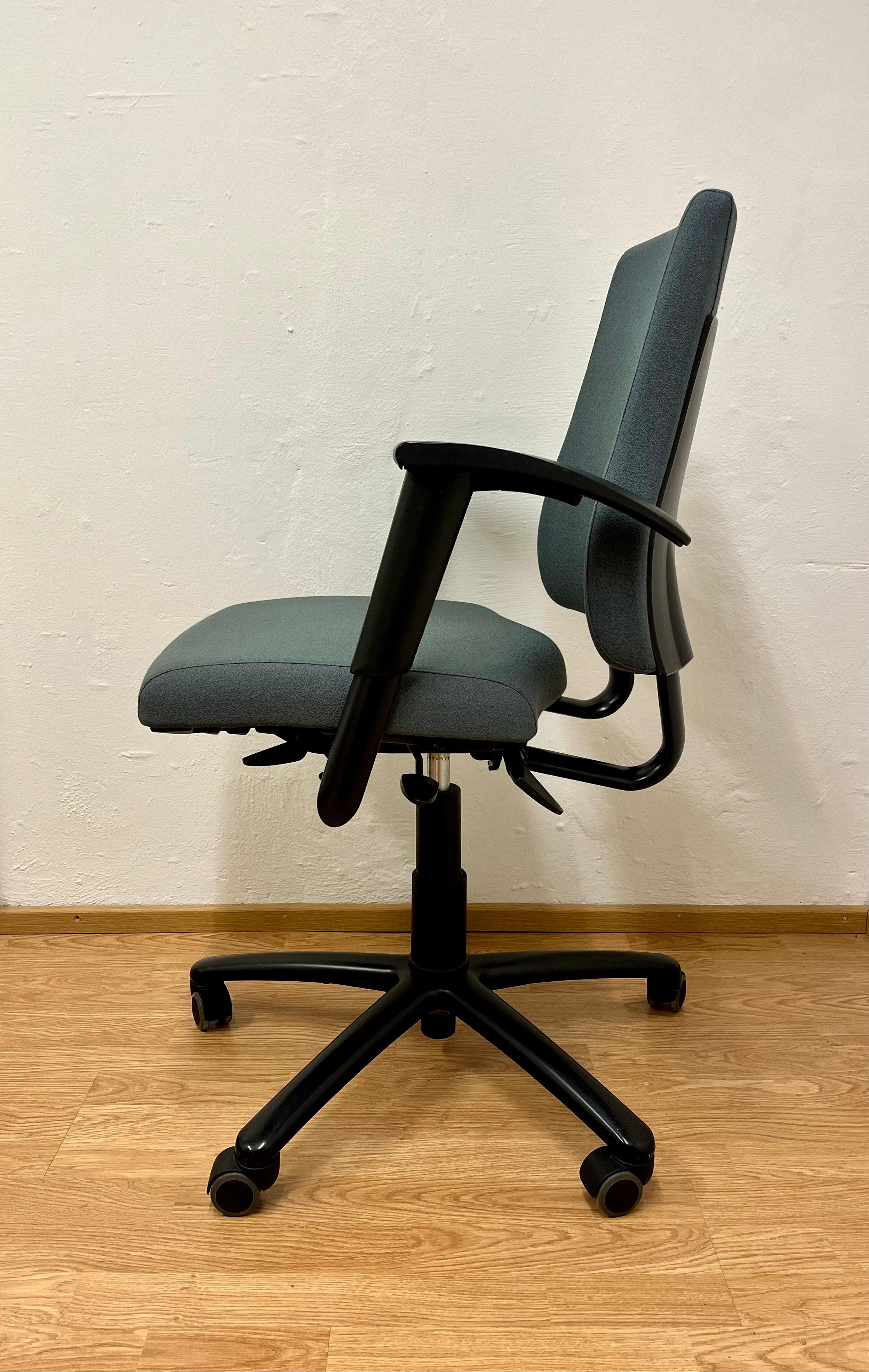 MARTELA AXIA 2 Työtuoli