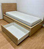 IKEA MALM Sängynrunko, jossa 2 laatik & WELLPUR GOLD F110 Vaahtomuovipatja