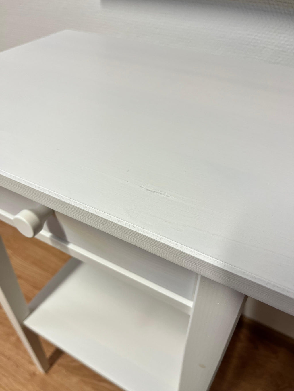 IKEA HEMNES Sivupöytä