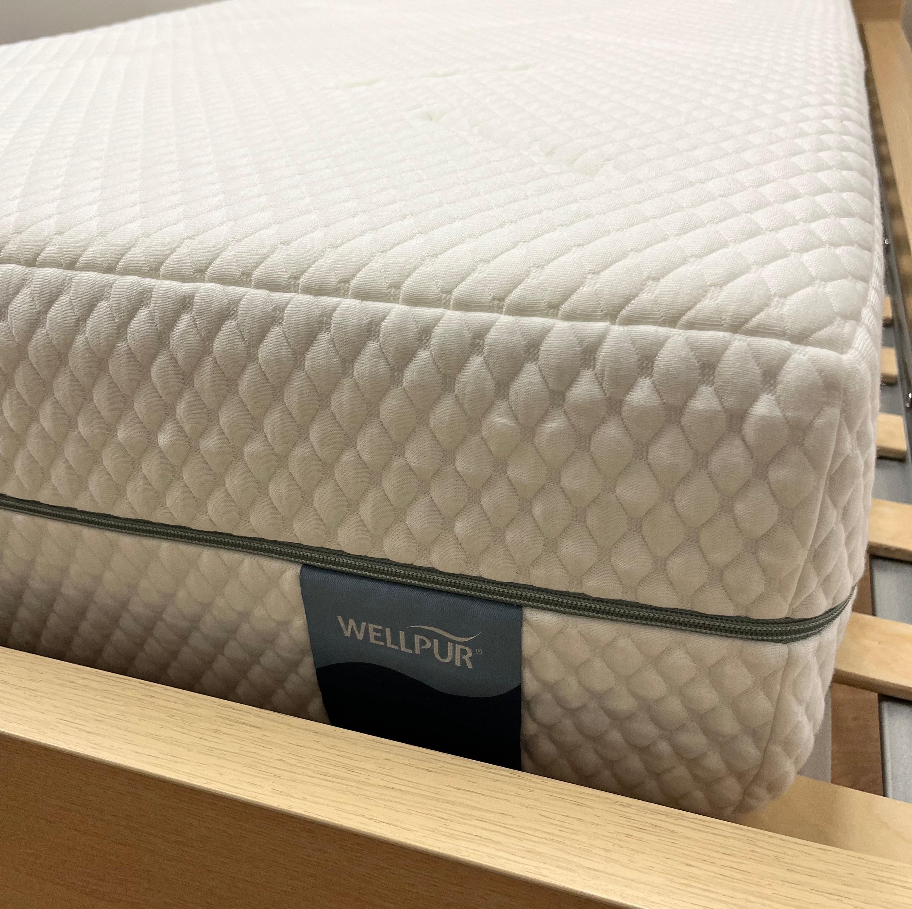 WELLPUR GOLD F110 Vaahtomuovipatja