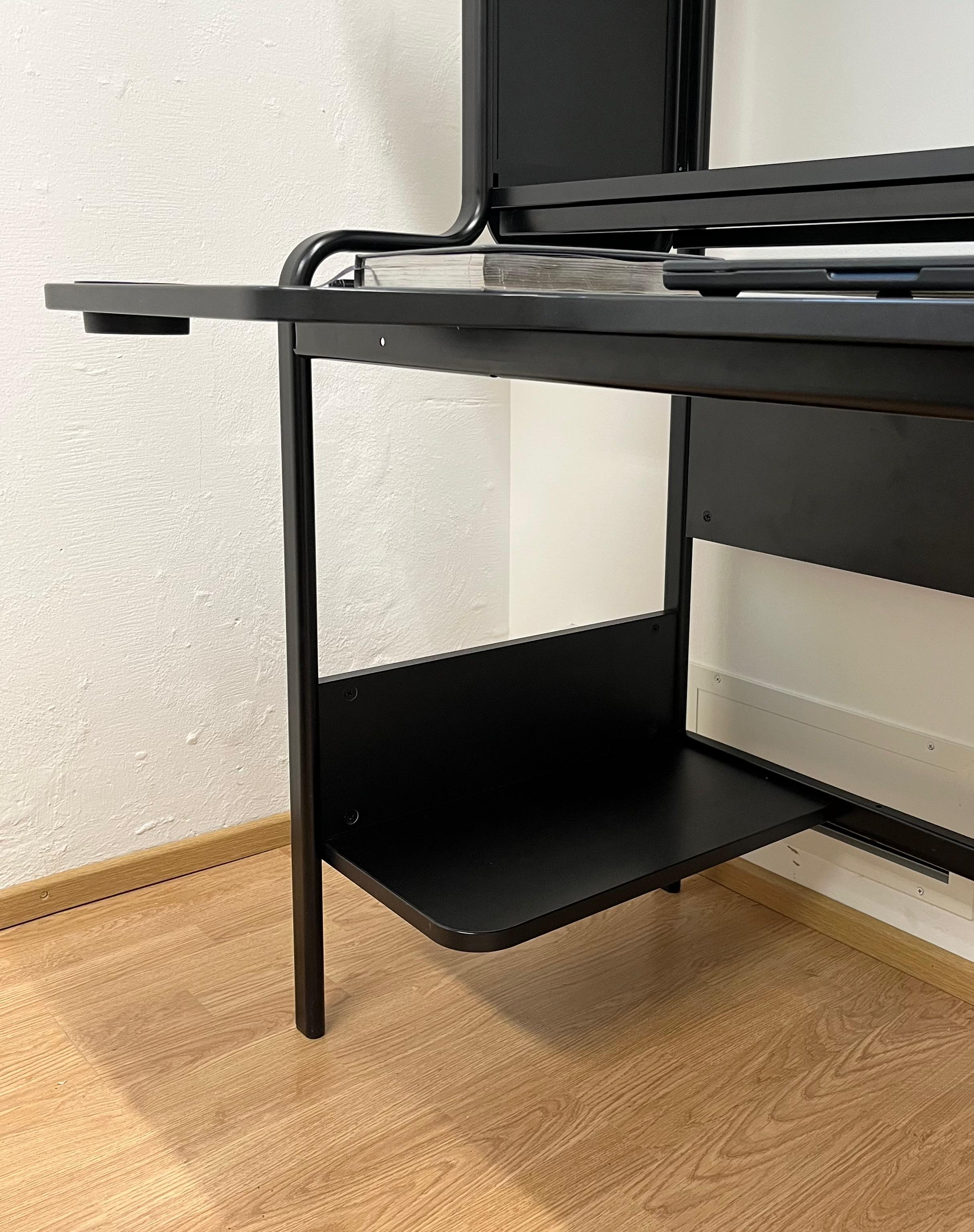 IKEA FREDDE Pelipöytä