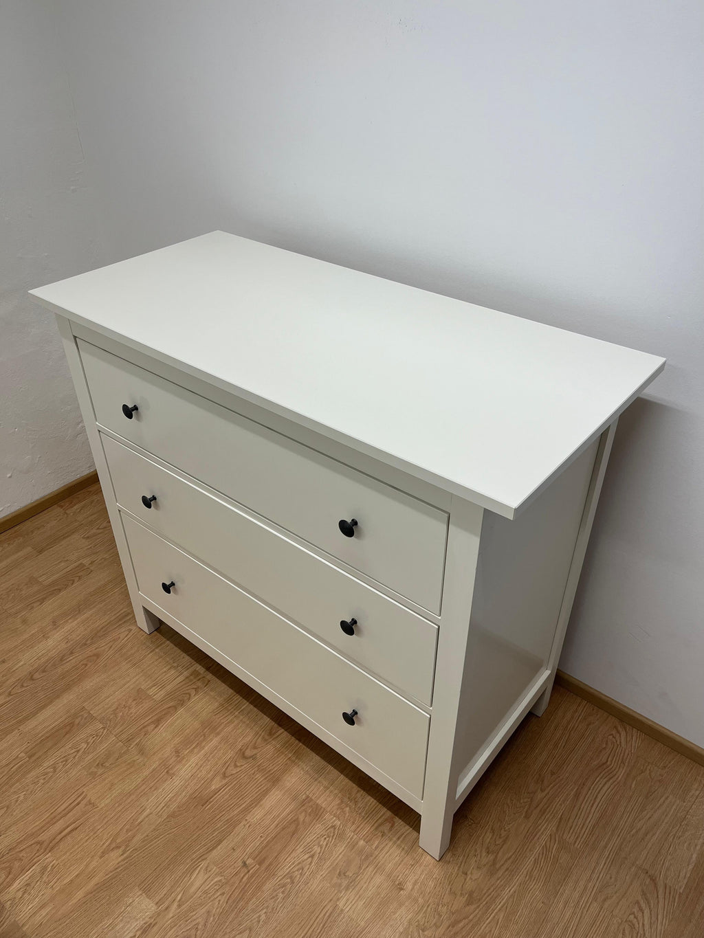 IKEA HEMNES Lipasto