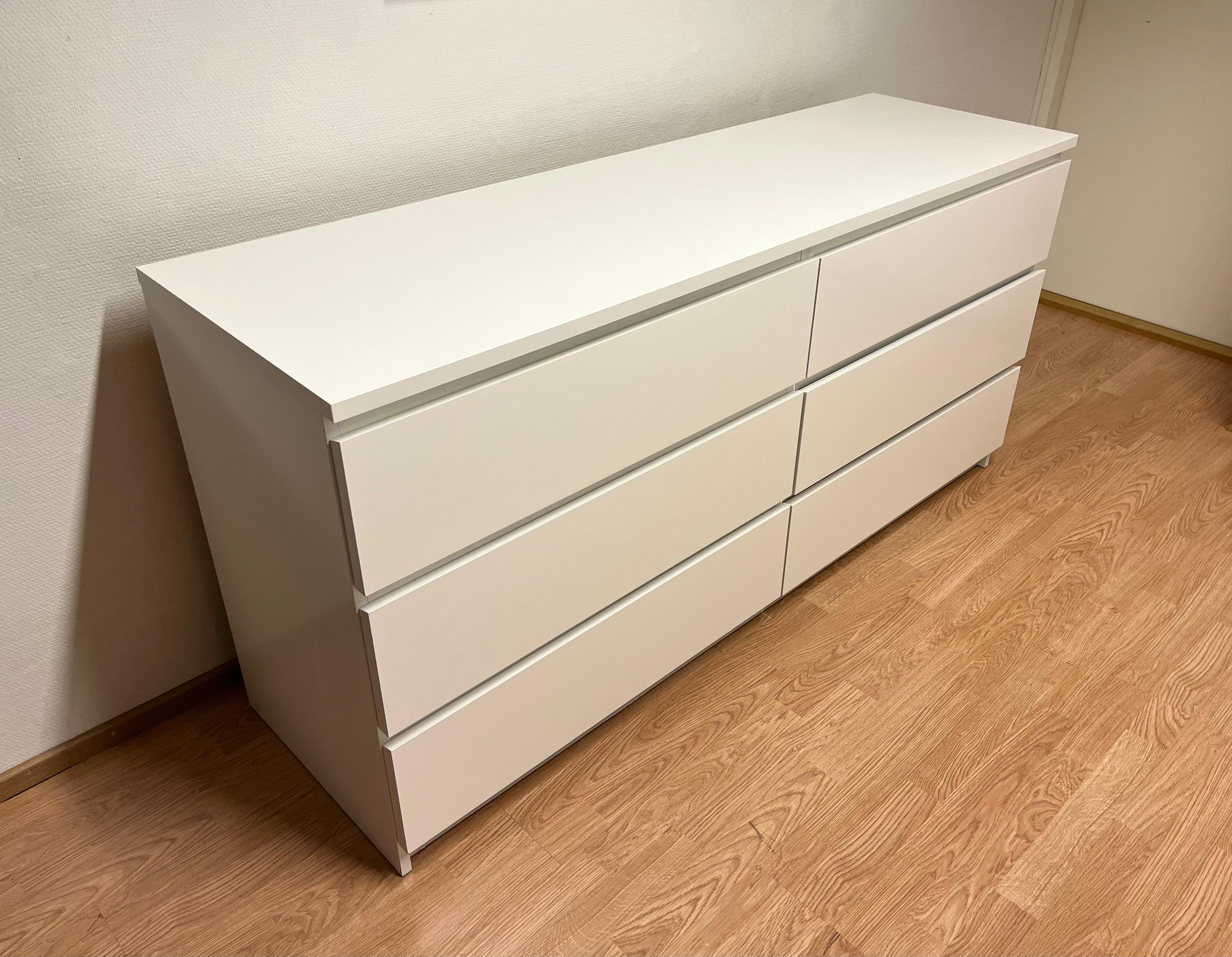 IKEA MALM Lipasto
