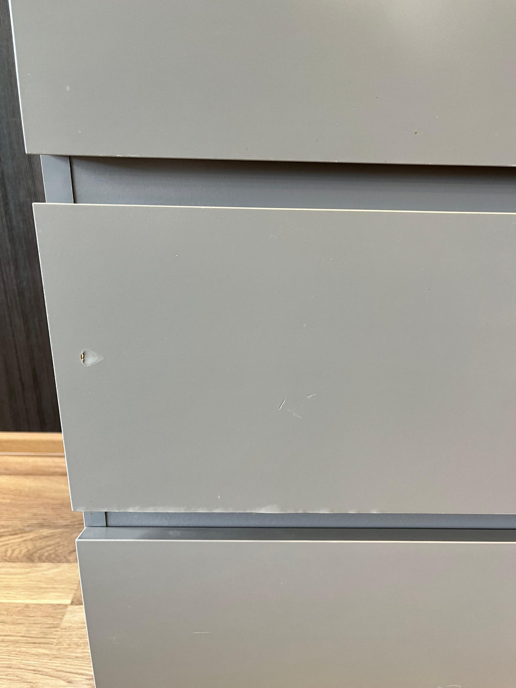 IKEA MALM Lipasto Lasileveyllä, 3 laatikkoa, harmaa