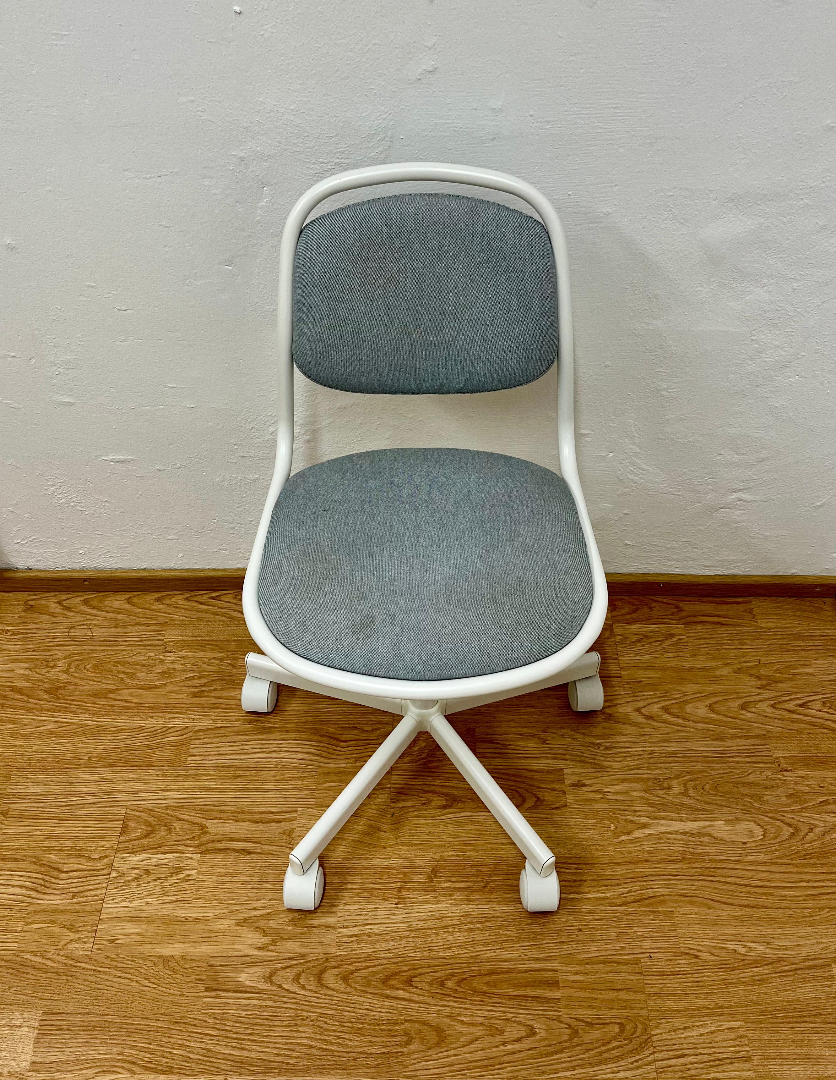 IKEA PÅHL Työpöytä ja ÖRFJÄLL Lasten työtuoli