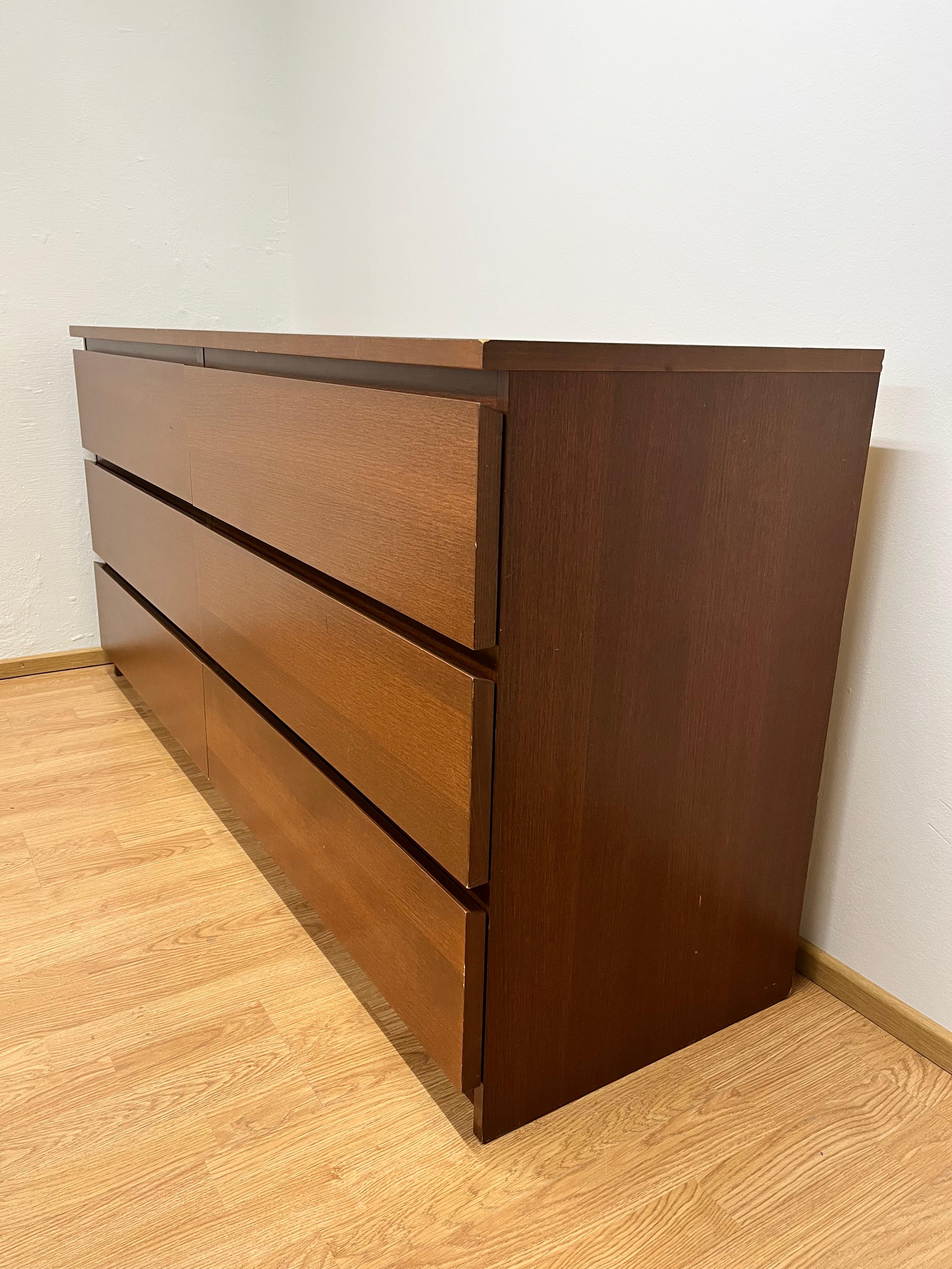 IKEA MALM Lipasto