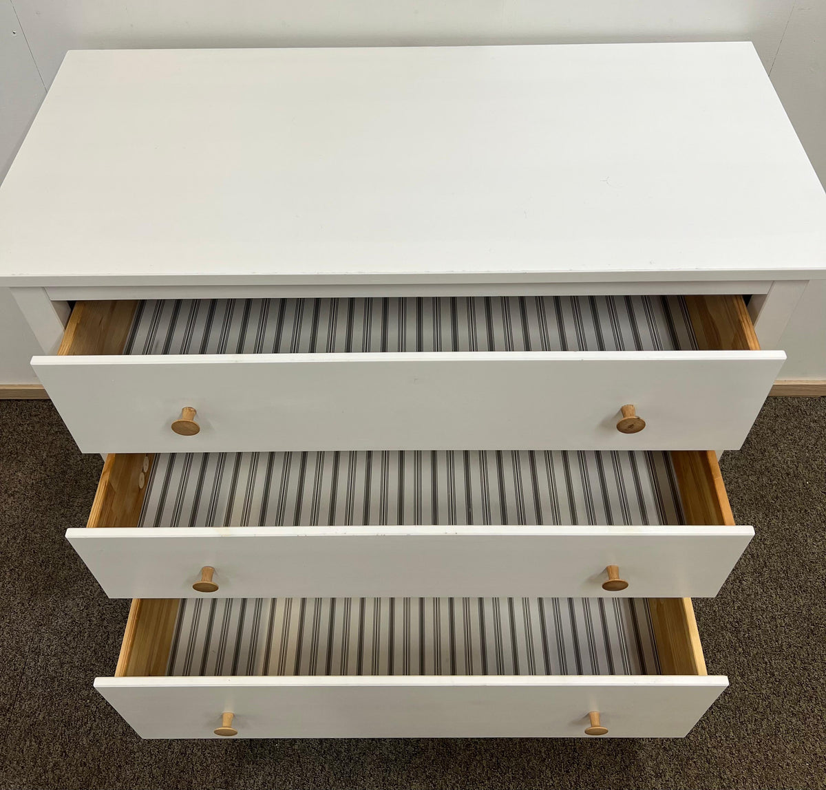 IKEA HEMNES Lipasto