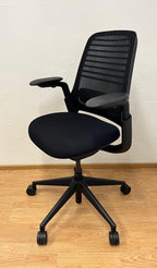 STEELCASE Toimistotuoli