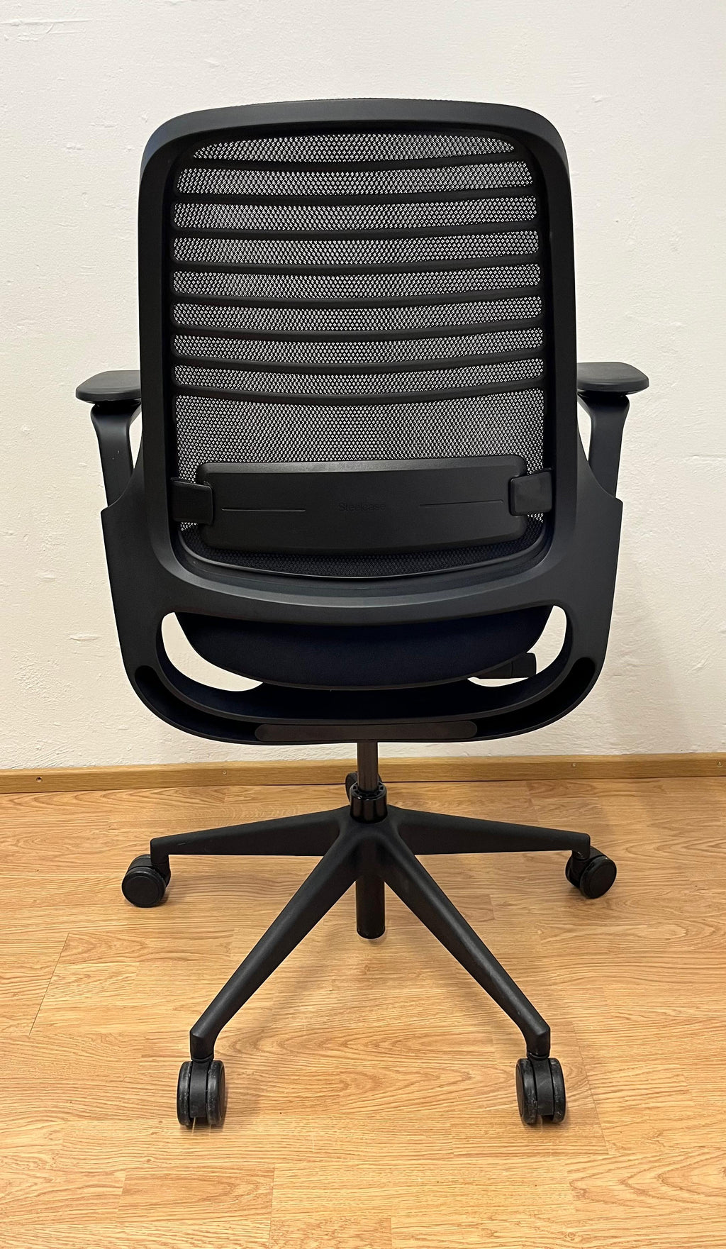 STEELCASE Toimistotuoli